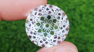 Quartz Natural | Eye Clean | Flower Cut | 33.52 ct