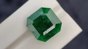 18.62 ct Natural Swat Emerald for Sale – Best Quality Loose Gemstone